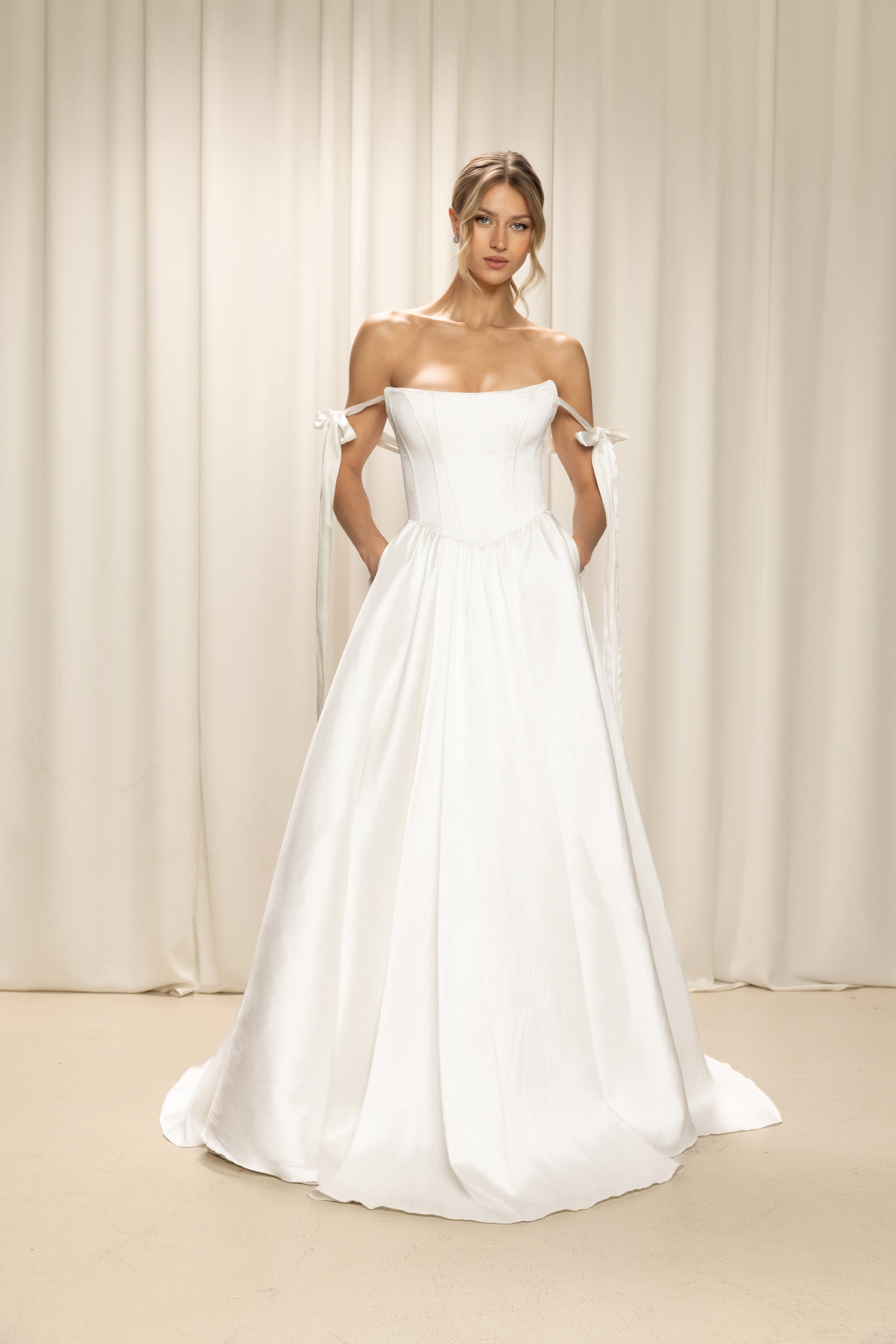Dahlia Lovenote Bride Dahlia Lovenote Bride