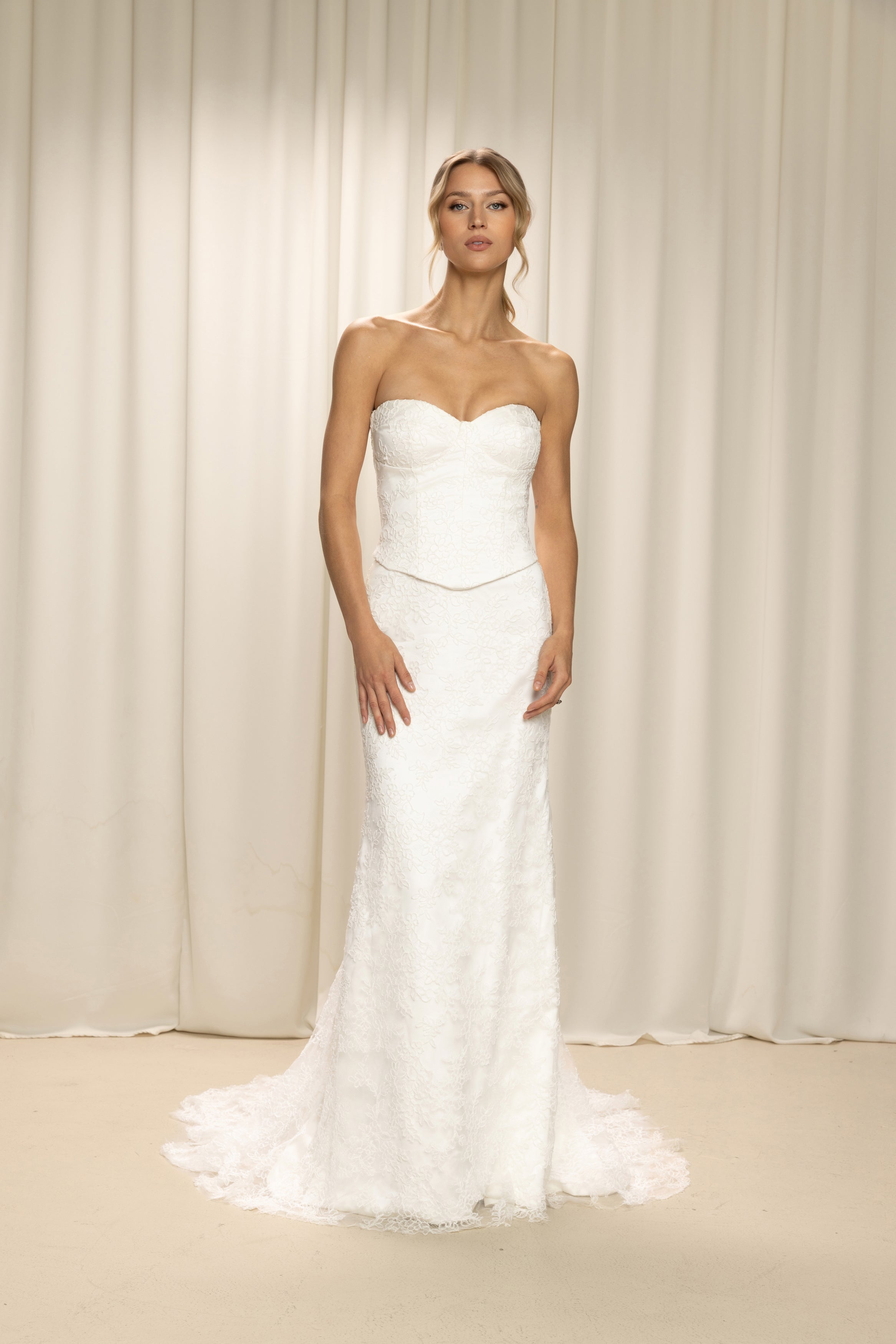 Diana (Lace)