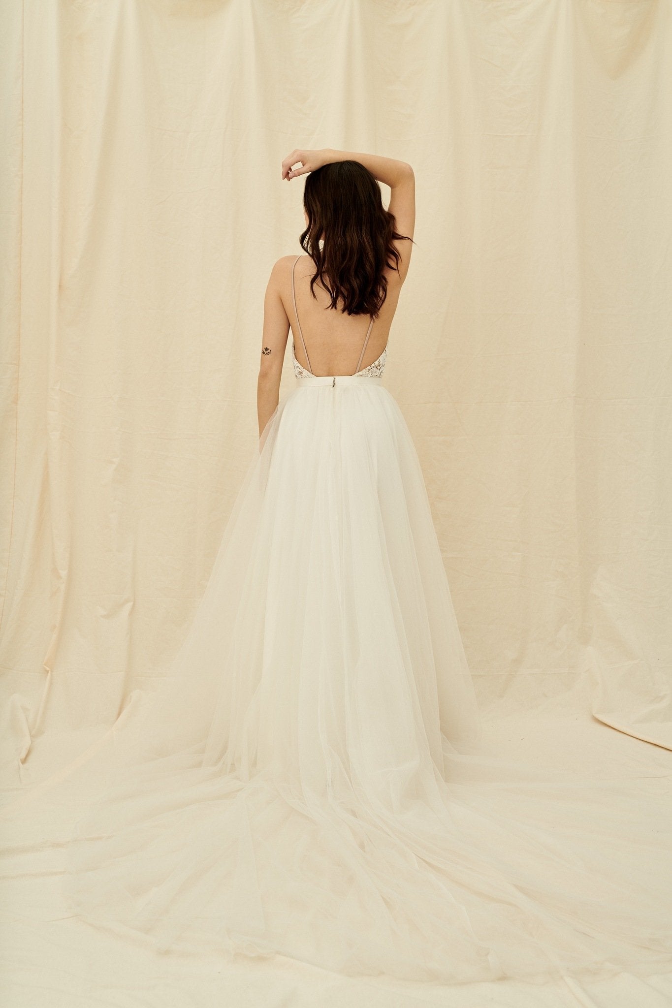 Where to buy affordable wedding dresses in Vancouver and Calgary